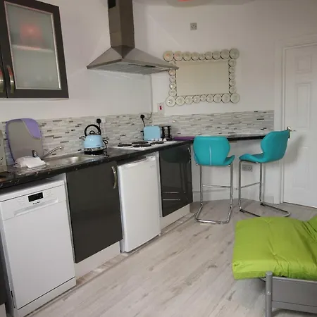 24b Pimlico Apartment